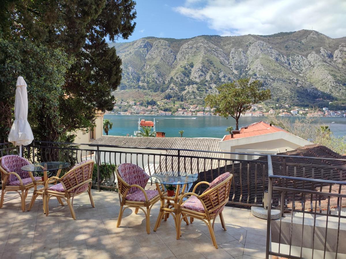 Bay Mola Aparts Daire Kotor