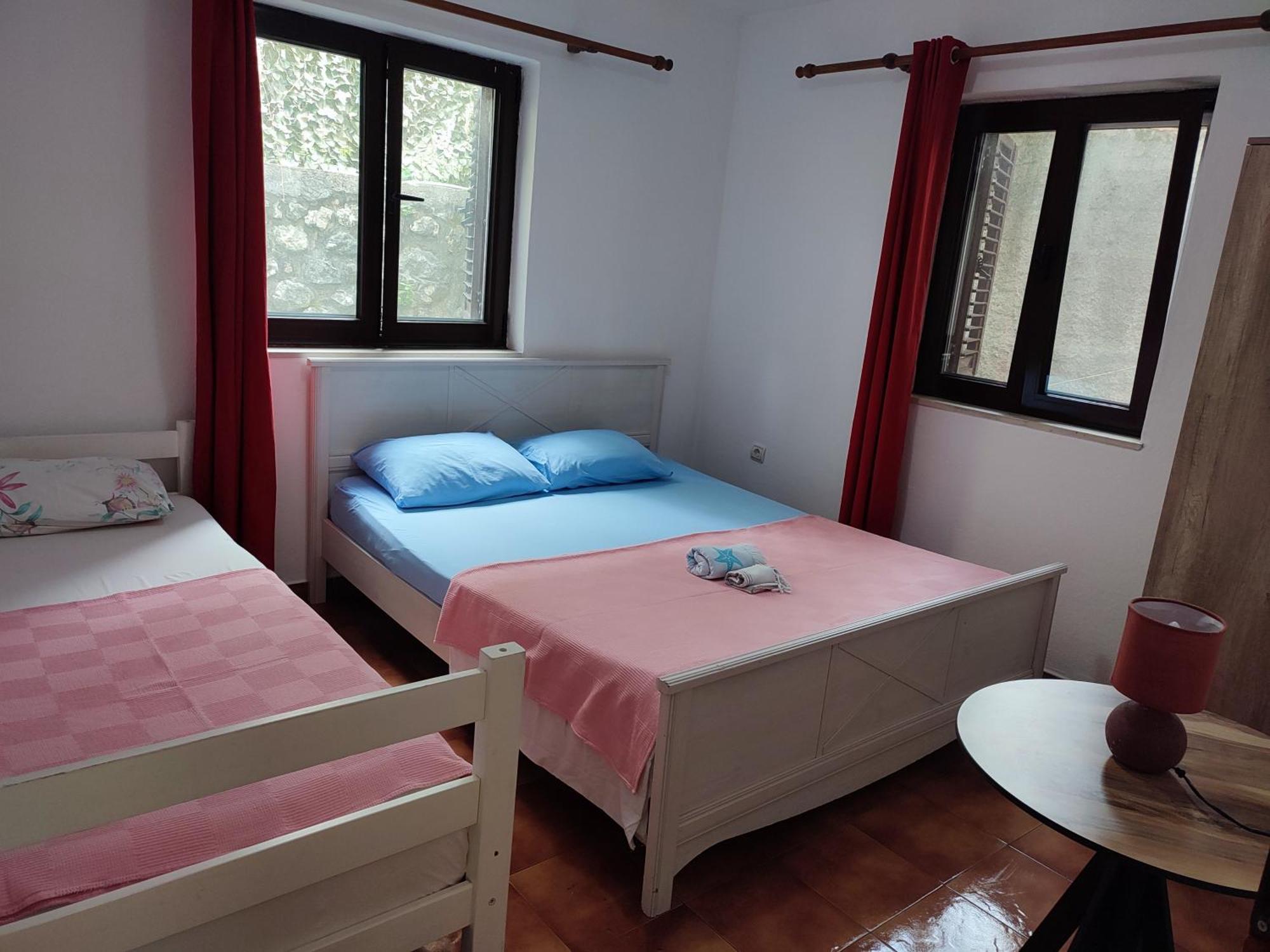 Appartamento Bay Mola Aparts